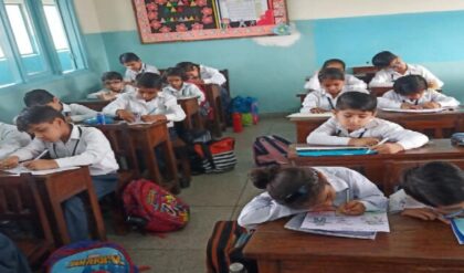 জরাজীর্ণ ক্লাসরুম না কি আজব নাম? রাজস্থানের শিক্ষামন্ত্রীর নতুন ফতোয়ায় তোলপাড় দেশ, কী আছে সেই ৩০০০ নামের তালিকায়?