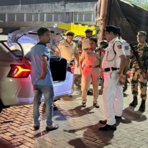 অভিষেক-রুজিরার গাড়ি তল্লাশির নির্দেশ? তৃণমূলের বিস্ফোরক নালিশে মুখ খুলল কমিশন