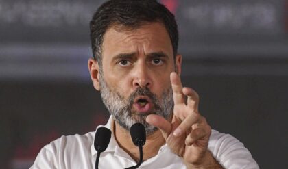 “তৃণমূলকে ‘ভোটকাটুয়া’ তোপ!”-মমতা-মোদী দু’জনকেই তুলোধোনা রাহুলের “তৃণমূলকে ‘ভোটকাটুয়া’ তোপ!”-মমতা-মোদী দু’জনকেই তুলোধোনা রাহুলের