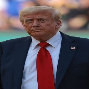 ‘নো-স্ক্যাল্পস’ নীতি আস্তাকুঁড়ে? ২০২৬-এর মেগা লড়াইয়ের আগে ট্রাম্পের দরজায় বড়সড় রদবদল! ‘নো-স্ক্যাল্পস’ নীতি আস্তাকুঁড়ে? ২০২৬-এর মেগা লড়াইয়ের আগে ট্রাম্পের দরজায় বড়সড় রদবদল!