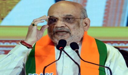 “কারা ৪টে বিয়ে করে জানেন তো?” কুলটির সভা থেকে বড় প্রশ্ন শাহের, ‘ব্যক্তিগত স্বাধীনতা’ নিয়ে সরব দিদি