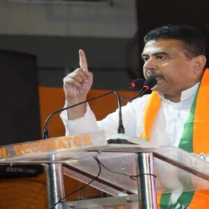 ভোটের কয়েক ঘণ্টা আগে লঙ্কাকাণ্ড! কেন্দ্রীয় বাহিনীর সামনেই কি লুটপাট? কাঁপছে নন্দীগ্রাম