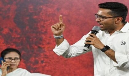 ভোট মিটতেই কি ‘সেঞ্চুরি’ তৃণমূলের? মমতার সুরেই অমিত শাহকে পাল্টা চ্যালেঞ্জ অভিষেকের!