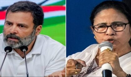 “মোদীর আদানি, মমতার সারদা!” চাকরি ও দুর্নীতি ইস্যুতে শ্রীরামপুরে দাঁড়িয়ে দিদি-মোদীকে একাসনে বসালেন রাহুল