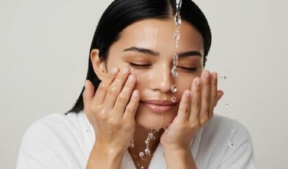 তৈলাক্ত ত্বকে ময়েশ্চারাইজার লাগাতে ভয় পাচ্ছেন? এই ৩টি টিপস মানলে ব্রণ হবে গায়েব, ফিরবে জেল্লা!