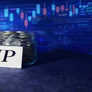 SIP চালিয়ে যাবেন নাকি বন্ধ করবেন? লোকসান বাঁচাতে আজই জানুন ‘রুপি কস্ট এভারেজিং’-এর ম্যাজিক!