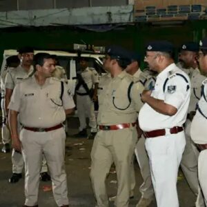 ভোটের মুখে তিলোত্তমায় ‘কার্ফু’র আমেজ? রাতভর নাকা চেকিংয়ে বড় চমক, বদলাচ্ছে পুলিশের রণকৌশল!