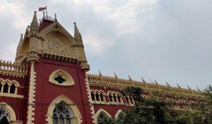 বাইক চড়ে ভয় দেখাচ্ছে গুন্ডারা! নিষেধাজ্ঞা নিয়ে আদালতে বড় দাবি কমিশনের, স্বস্তি না কি অস্বস্তি—কী জানাল হাইকোর্ট?