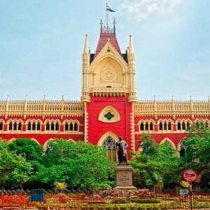 “ক্ষমতা আছে বলেই যা খুশি নয়!” বাইক-বিধি নিয়ে কমিশনকে তুলোধোনা বিচারপতির, কী সাফাই দিল ইসিআই?