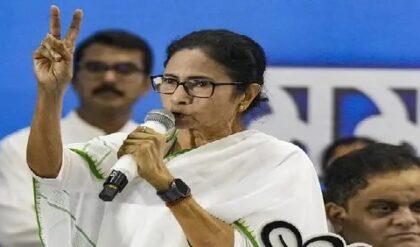 প্রথম দফায় ১৫২ আসনে ভোট: নবান্নে ফেরার স্বপ্নে কি জল ঢালবে এই ১০টি কাঁটা? চাপে তৃণমূল!