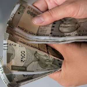 ব্যাঙ্কে কেন? পোস্ট অফিসের এই প্ল্যানে টাকা ডবল হওয়ার জোগাড়! ৫ বছরেই কেল্লাফতে