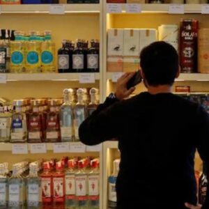 আবারও রঙিন সন্ধ্যা! আজ থেকেই খুলছে সুরাশালা, জেনে নিন ফের কবে থেকে পড়বে তালা