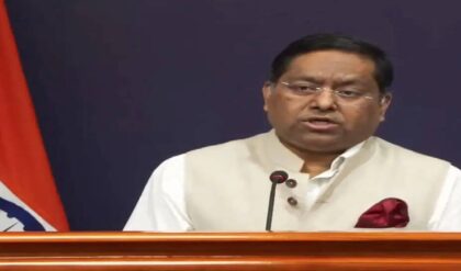 নেপালের কড়া চালে বিপাকে ভারতীয় ব্যবসায়ীরা! সীমান্ত বাণিজ্যে বড় ধাক্কা, কী বলছে মোদী সরকার?