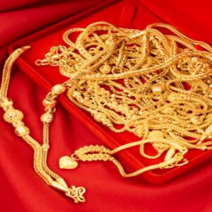 লক্ষ্মীবারে বড় ধামাকা! অনেকটা সস্তা হলো হলুদ ধাতু, কলকাতা-সহ দেশের বড় শহরগুলির লেটেস্ট রেট জানুন