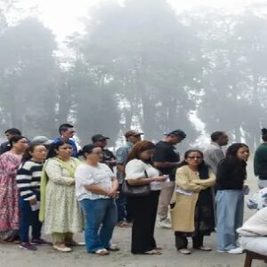 গণতন্ত্রের উৎসব নাকি নাগরিকত্ব রক্ষার লড়াই? প্রথম দফায় নজিরবিহীন ভোটিংয়ে কাঁপছে বঙ্গ রাজনীতি