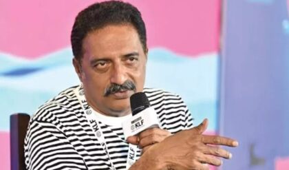 “রামায়ণ ও GST নিয়ে চরম রসিকতা! প্রকাশ রাজের বিরুদ্ধে আইনি খাঁড়া, ফের কি শ্রীঘরে অভিনেতা?”