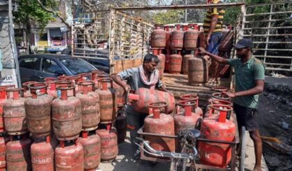 দেশজুড়ে এলপিজি সংকট কি শেষ? ১ দিনে ৫৩.৫ লক্ষ সিলিন্ডার ডেলিভারির রেকর্ড, বড় তথ্য দিল কেন্দ্র