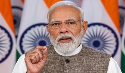 “আচরণবিধি লঙ্ঘন করেছেন মোদী!” প্রধানমন্ত্রীর বিরুদ্ধে কমিশনে বামফ্রন্ট, সরকারি মাধ্যমের অপব্যবহারের নালিশ