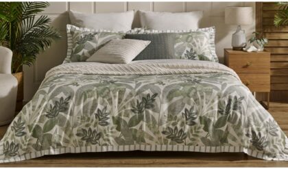 ঘর ছোট বলে চিন্তিত? সুতির চাদরের এই ম্যাজিক ডিজাইনে ঘর হবে খোলামেলা; মিলছে ৫০% ছাড়!