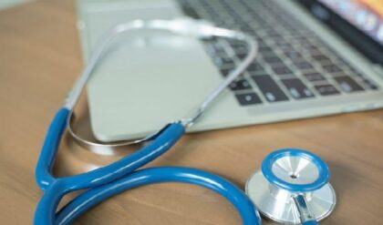 NEET প্রশ্নপত্র ফাঁস নিয়ে তোলপাড় সোশ্যাল মিডিয়া! ৩ মে-র পরীক্ষার আগে হাড়হিম করা তথ্য দিল ন্যাশনাল টেস্টিং এজেন্সি