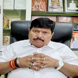 পৌরসভায় ‘পার্সেন্টেজ’ রাজ! বিল মেটাতে দিতে হচ্ছে কাটমানি? ভাটপাড়ায় দাঁড়িয়ে বোমা ফাটালেন অর্জুন! ২. অর্জুনে