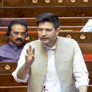 কেন রাঘবের কথা শুনলে ঘাম ছোটে মোদী সরকারের? আম আদমি পার্টির এই সাংসদের শিক্ষাগত যোগ্যতা চোখ কপালে তুলবে!