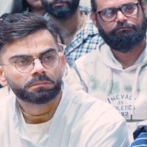 জার্মান সুন্দরীর ছবিতে বিরাটের ‘লাইক’, তারপরেই বৃন্দাবনে দৌড়! অনুষ্কাকে নিয়ে আশ্রমে কেন ছুটলেন কোহলি?