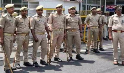 মধ্যরাতে চরম পরিণতি! স্বামীর সঙ্গে ঝগড়া করে দুই সন্তানসহ পুকুরে ঝাঁপ দিলেন বধূ