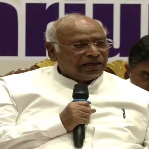 মোদীকে সরাসরি ‘জঙ্গি’ সম্বোধন! কংগ্রেস সভাপতির মন্তব্যে দেশজুড়ে তোলপাড়, পাল্টা দিল বিজেপিও