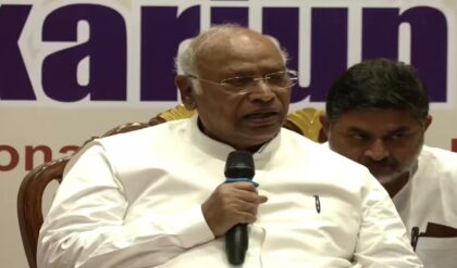 মোদীকে সরাসরি ‘জঙ্গি’ সম্বোধন! কংগ্রেস সভাপতির মন্তব্যে দেশজুড়ে তোলপাড়, পাল্টা দিল বিজেপিও