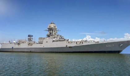 সমুদ্রে ভারতের ‘নীরব ঘাতক’! ৭ দিনে নৌবাহিনীতে যুক্ত ৪টি শক্তিশালী যুদ্ধজাহাজ, কাঁপছে ড্রাগন