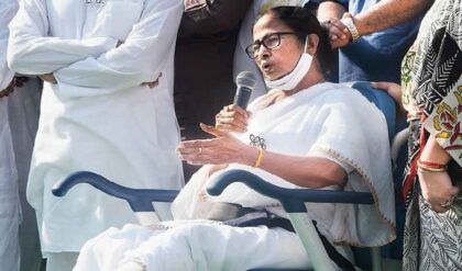 ভবানীপুরে খোদ মমতাকে মিটিংয়ের বাধা! ‘আমি যাবই, চা খাব..,’ জেদ বজায় রেখে যা করলেন মুখ্যমন্ত্রী!