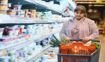 পকেটে টান! মুদ্রাস্ফীতির দাপটে কমছে কেনাকাটা, ভারতের বাজারে কি তবে ঘোর মন্দার সঙ্কেত?