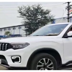 বিপজ্জনক আবহাওয়া! মাঝ আকাশ থেকে হঠাৎই বড়ঞায় নামল মমতার চপার, উৎকণ্ঠায় গোটা রাজ্য