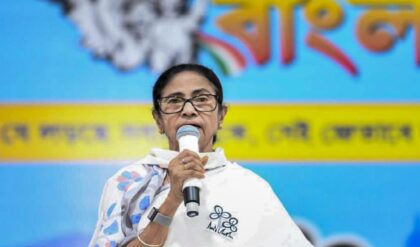 প্রথম দফাতেই পদ্ম-বধের ব্লু-প্রিন্ট! এই আসনগুলোতে কি বিজেপিকে ‘হোয়াইট ওয়াশ’ করবে তৃণমূল?