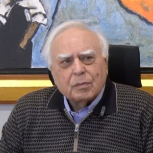 “গণতন্ত্র বিপন্ন! বাংলার ভোট পরিস্থিতির সঙ্গে ৭৫-এর ডার্ক ডে-র তুলনা সিব্বলের, সুপ্রিম কোর্টে যাওয়ার হুঁশিয়ারি”