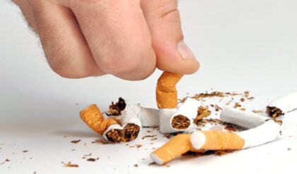 ধূমপানে ইতি টানতে বড় পদক্ষেপ! ১৮-র কম বয়সীদের তামাক বিক্রি করলেই কড়া শাস্তি