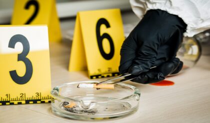 হাড়হিম করা হত্যাকাণ্ড! চিকিৎসককে কাটারি দিয়ে কুপিয়ে খুন পরিচারিকার, খুনের কারণ জানলে চমকে উঠবেন!