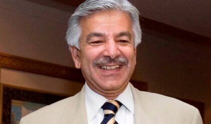 সরাসরি কলকাতাকে নিশানা! যুদ্ধের হুঁশিয়ারি দিয়ে বিস্ফোরক পাকিস্তানের প্রতিরক্ষামন্ত্রী সরাসরি কলকাতাকে নিশানা! যুদ্ধের হুঁশিয়ারি দিয়ে বিস্ফোরক পাকিস্তানের প্রতিরক্ষামন্ত্রী