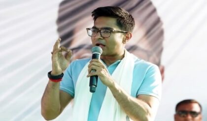 “ভদ্র-শিক্ষিত লোক বিজেপি করে না!” অভিষেক বন্দ্যোপাধ্যায়ের বিষ্ফোরক মন্তব্যে তোলপাড় বঙ্গ রাজনীতি