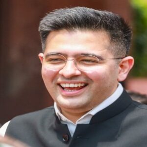 সাংসদ পদ খোয়ানোর ভয় নেই! রাঘব চড্ডার ‘পদ্ম’ শিবিরে যোগদানের পিছনে কোন আইনি কারিকুরি?