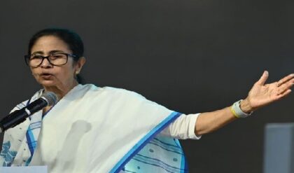 আর মিলবে না লক্ষ্মীর ভাণ্ডারের টাকা? মুখ্যমন্ত্রী মমতার বড় ঘোষণায় শোরগোল রাজ্যজুড়ে!