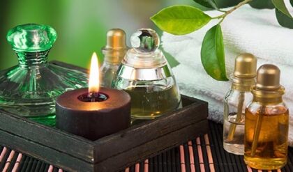 গরমে মাথায় ঘাম আর খুশকির যন্ত্রণায় অতিষ্ঠ? কর্পূরের ম্যাজিক তেলে ৭ দিনেই পান জেল্লাদার চুল!