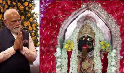 রজনীগন্ধা, পদ্ম আর আকন্দমালা! খাস কলকাতায় ‘অন্য’ মোদী, ঠনঠনিয়ায় মায়ের চরণে কী চাইলেন প্রধানমন্ত্রী?