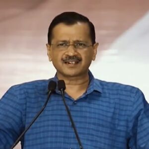 “বিজেপি ভয়ঙ্কর, দিদিই ভরসা!” তিলোত্তমায় দাঁড়িয়ে তৃণমূলের হয়ে প্রচার কেজরিওয়ালের, কেন মমতাকে ‘রক্ষাকর্তা’ বললেন?