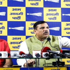 রাঘব চাড্ডা-সহ ৭ সাংসদের পদ খারিজের দাবি! খোদ রাজ্যসভায় চিঠি পাঠাল আপ, তুঙ্গে জল্পনা