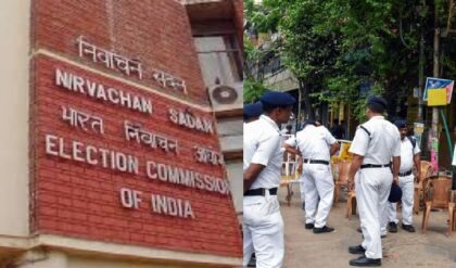 ভোটারদের ধমকালে আর রক্ষা নেই! ওসি-আইসিদের ‘বেনজির’ হুঁশিয়ারি দিয়ে কাঁপন ধরাল নির্বাচন কমিশন