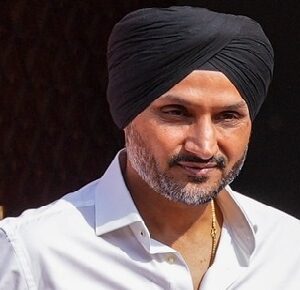 পদ্ম শিবিরে নাম লেখাতেই কপাল খুলল ভাজ্জির! এবার থেকে কোন ক্যাটাগরির নিরাপত্তা পাবেন ভারতের এই তারকা স্পিনার?