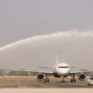 আকাশছোঁয়া এটিএফ! কিলো লিটারে ২ লক্ষ টাকা ছাড়াল জেট ফুয়েল, এবার কি সাধারণের নাগালের বাইরে বিমান ভাড়া?