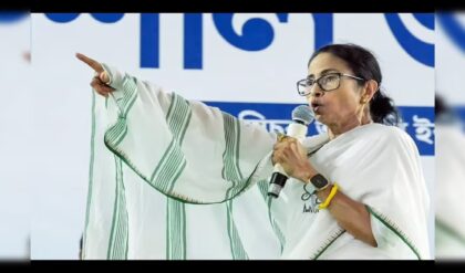 মমতার মুখে ‘চামার’ শব্দ! চৌরঙ্গীর ভোট প্রচারে রণক্ষেত্র রাজনীতি, কমিশনে যাচ্ছে বিজেপি?